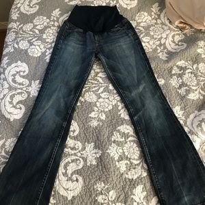 Maternity jeans